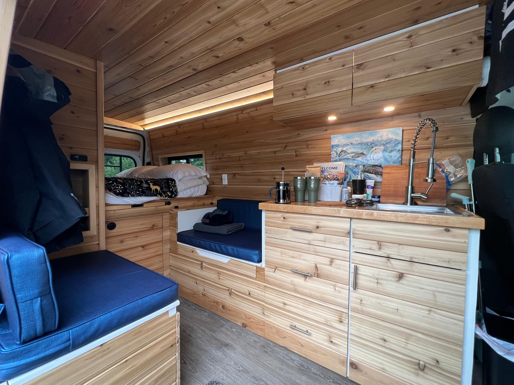 Van 01